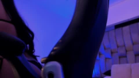 Snapshot of sofiewild_ chatting on 12.15.25 sofie online show from 12.15.25