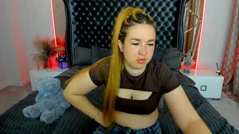 sofii_darling online show from 04.18.26