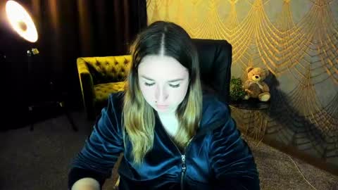 sofii_darling online show from 04.19.26