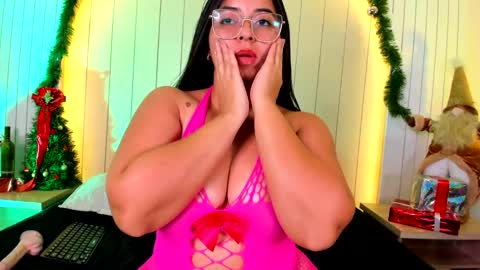 Snapshot of sofii_lopezz chatting on 12.28.24 Sofii Lopezz online show from 12.28.24