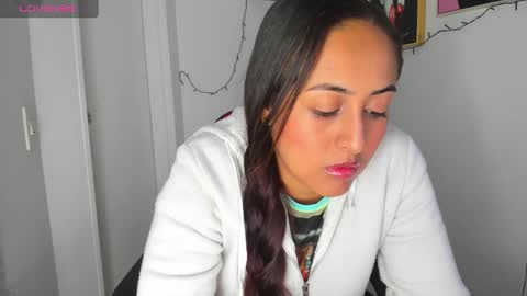 sofiia rodriguez online show from 02.19.25