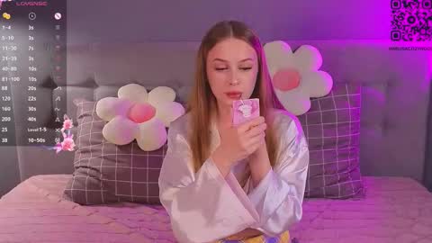 Milisa online show from 10.25.25