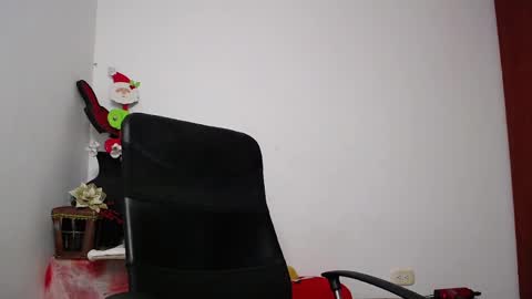 Camila M online show from 12.02.24