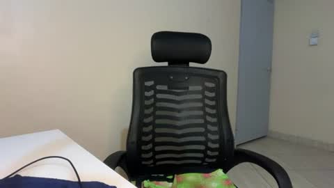 soft_nicole online show from 06.30.26