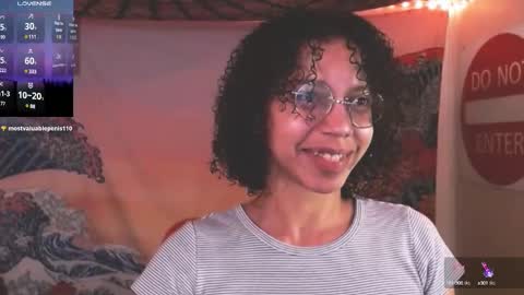 Snapshot of softbrownbabygirl chatting on 01.05.25 Saffron online show from 01.05.25