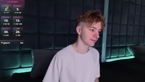 Snapshot of softcrave chatting on 12.05.25 PAUL online show from 12.05.25