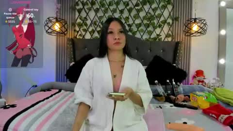 SoftDesire online show from 07.03.26