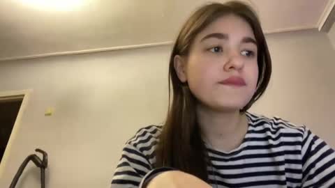 Snapshot of softevaa chatting on 04.06.26 Eve online show from 04.06.26