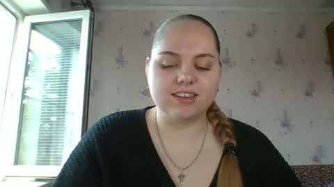 Snapshot of softhypnose chatting on 06.19.26 softhypnose online show from 06.19.26