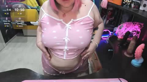 Sofie online show from 11.06.25