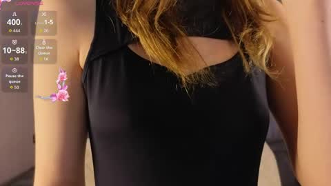 Elly online show from 04.18.26