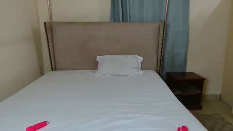 softlysinful online show from 11.15.25