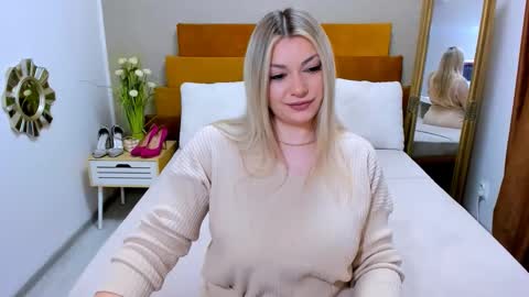 Snapshot of softpleasurex1 chatting on 02.02.26 Softpleasurex online show from 02.02.26