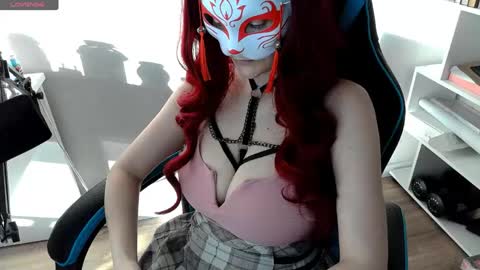 Nika Schwarz online show from 06.04.26