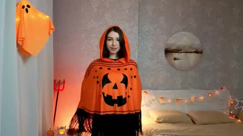 Kelly online show from 10.27.25