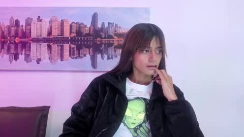 sofy_durand online show from 04.08.26