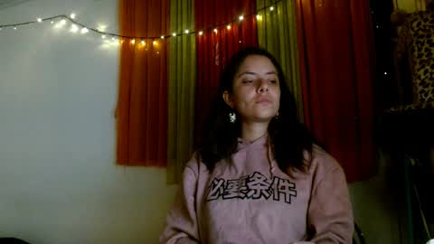 Snapshot of soka_lovers_04_ chatting on 12.17.24 Sofia online show from 12.17.24