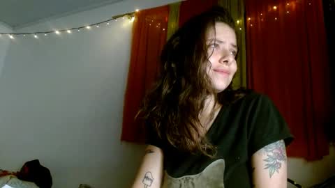 Snapshot of soka_lovers_04_ chatting on 02.28.25 Sofia online show from 02.28.25