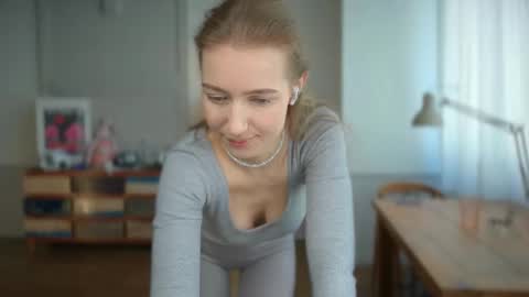 Bella online show from 02.19.25