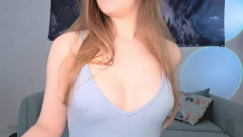 Snapshot of solaralice chatting on 05.08.26 SolarAlice online show from 05.08.26