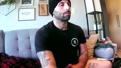 Snapshot of solarpwredlove chatting on 12.02.24 solarpwredlove online show from 12.02.24