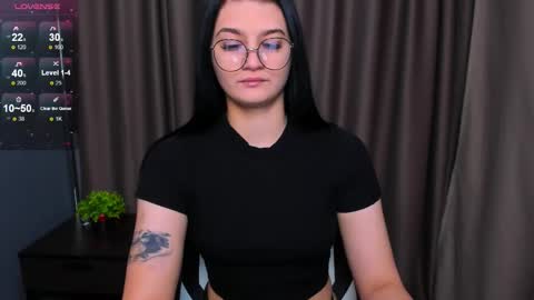 Sonya online show from 10.14.25