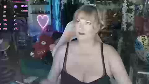 solesticia online show from 10.12.25