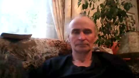 Snapshot of solisaniy chatting on 10.19.25 solisaniy online show from 10.19.25