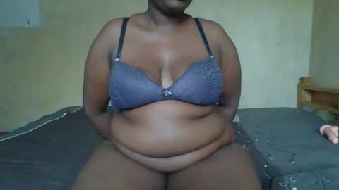 Snapshot of sollybunny chatting on 03.02.26 Solly bunny online show from 03.02.26