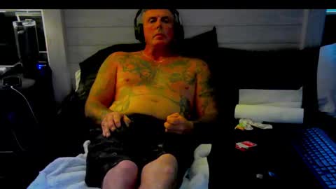 Snapshot of solodolo2020 chatting on 06.20.26 I love watching beautiful women play with themselves online show from 06.20.26