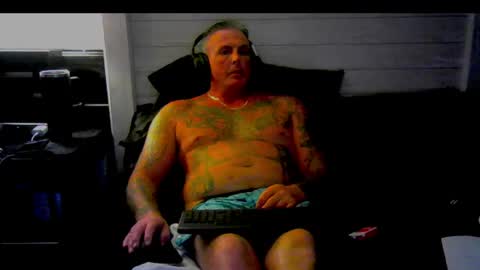 Snapshot of solodolo2020 chatting on 08.01.26 I love watching beautiful women play with themselves online show from 08.01.26