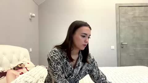 Hello My name is Jane  im new model here and little but shy but curious. online show from 12.22.25