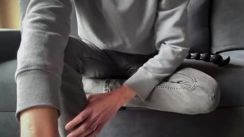 Sondages online show from 01.23.25