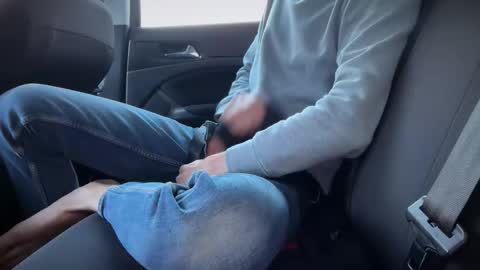 Sondages online show from 11.21.25