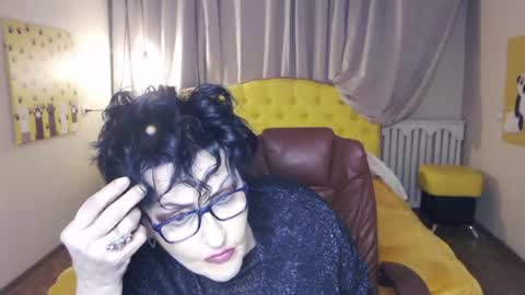 sondrariddle online show from 04.19.26