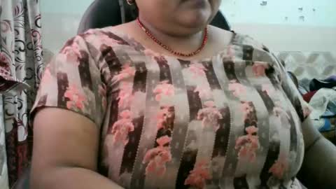 Snapshot of soni88888 chatting on 05.18.26 soni88888 online show from 05.18.26