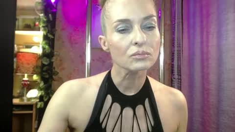 Snapshot of soniadance chatting on 05.07.26 Sonia online show from 05.07.26