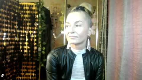 Snapshot of soniadance chatting on 07.28.26 Sonia online show from 07.28.26