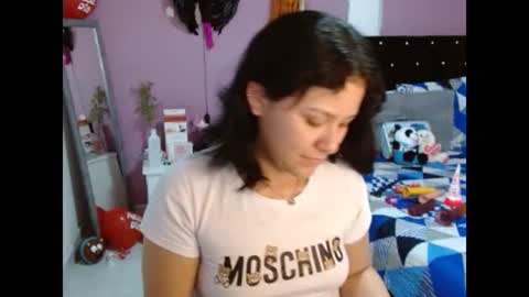 sonialatin69 online show from 02.28.25