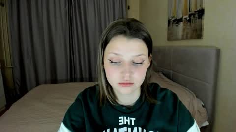 Snapshot of soninex chatting on 10.13.25 SoniNex online show from 10.13.25