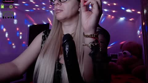 Sonia online show from 12.31.24