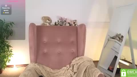 Litta online show from 04.17.26