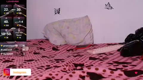 Sophi Tay online show from 03.10.25