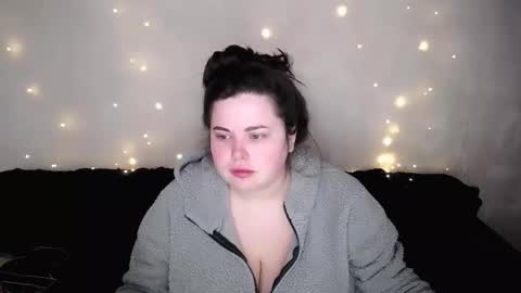 sophia__olsen online show from 03.17.26