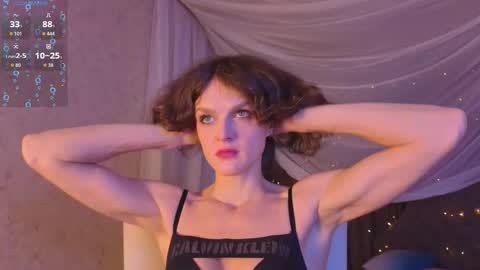 Sophia online show from 11.23.25