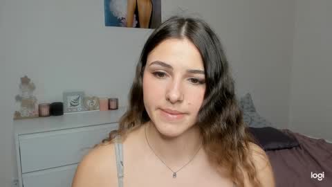 Snapshot of sophia_euphoria chatting on 12.12.24 Sophia online show from 12.12.24