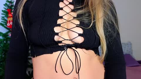 Snapshot of sophia_euphoria chatting on 02.07.25 Sophia online show from 02.07.25