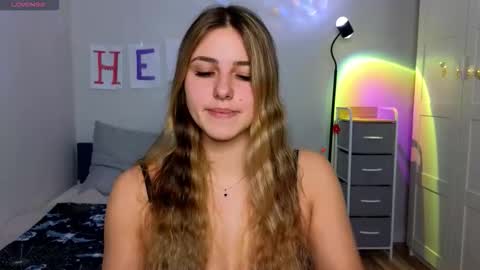 Snapshot of sophia_euphoria chatting on 12.02.25 Sophia online show from 12.02.25