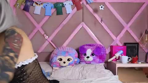 Sophia Grand online show from 06.23.26