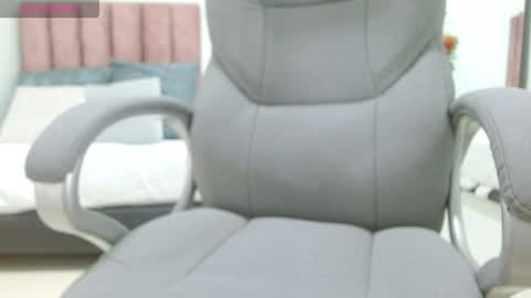 Sophia  online show from 04.18.26